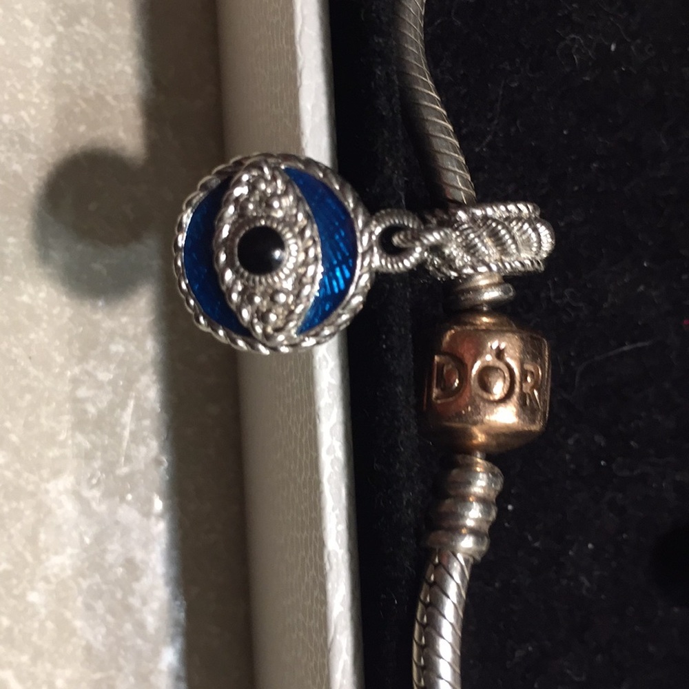 SOLD🐳🦀🐬🦖Judith Ripka evil eye 👁 charm - Picture 7 of 8